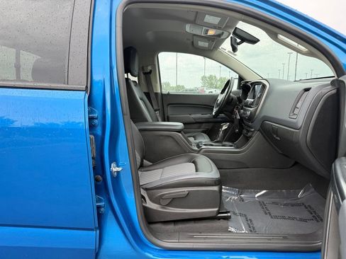 Used 2022 Chevrolet Colorado Z71 AWD/4WD image 11
