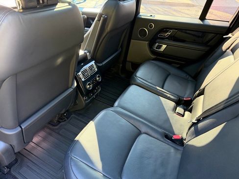 Used 2020 Land Rover Range Rover HSE image 20