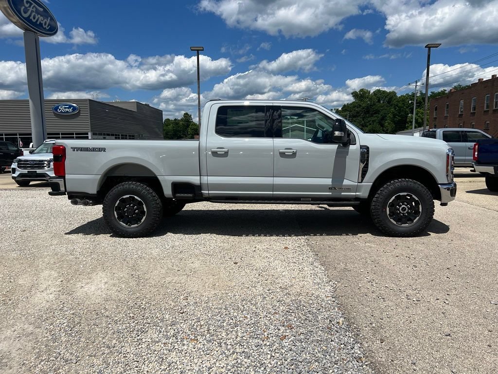 New 2026 Ford F250 Lariat w/ Tremor Off-Road Package AWD/4WD image 9