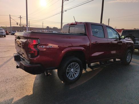Used 2025 Chevrolet Colorado LT AWD/4WD image 5