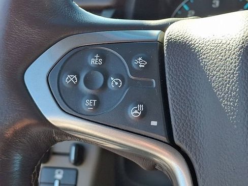 Used 2017 Chevrolet Suburban Premier AWD/4WD image 22
