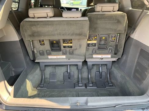 Used 2017 Toyota Sienna XLE Premium AWD/4WD image 17