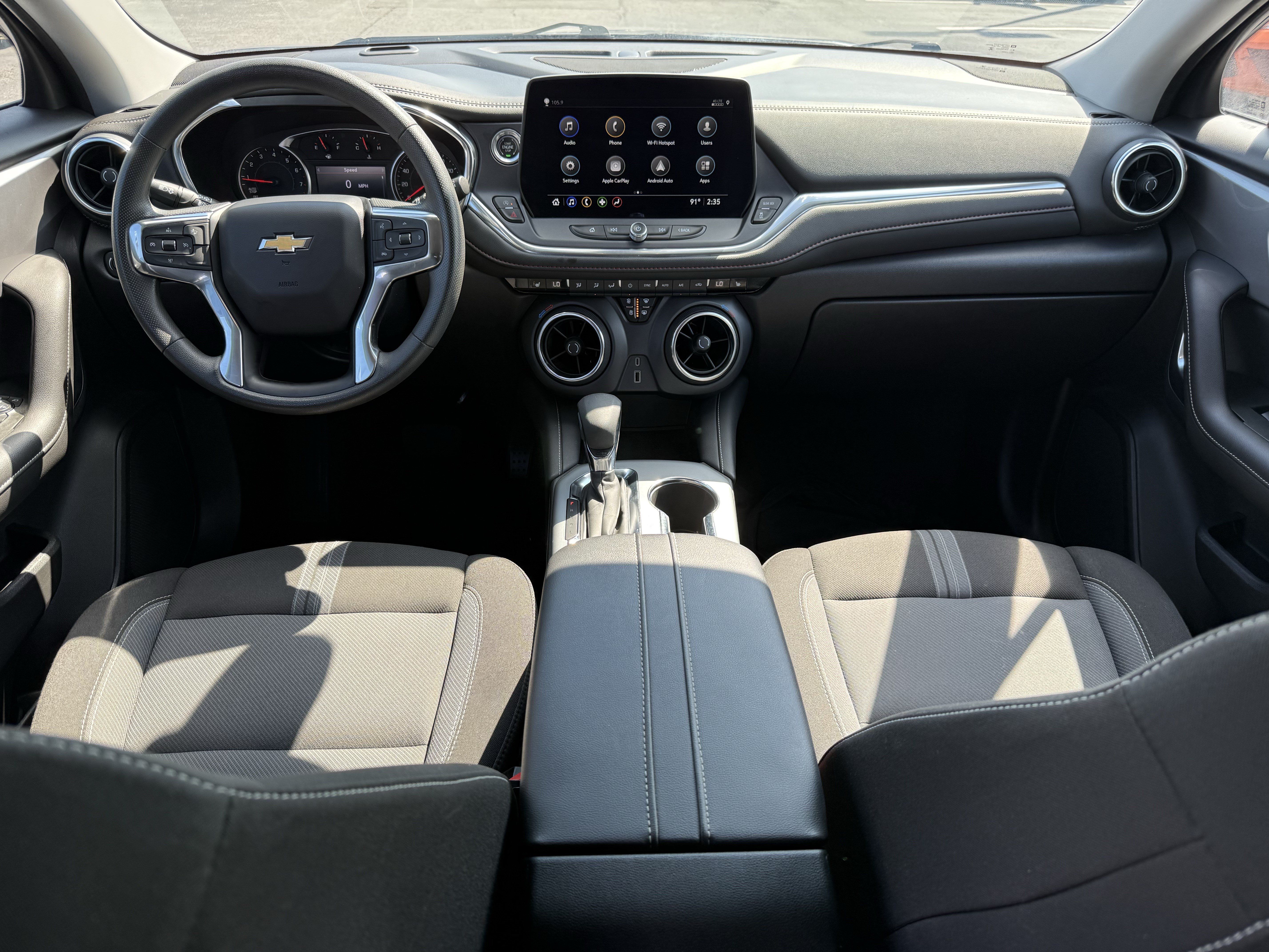 Used 2025 Chevrolet Blazer LT FWD image 30