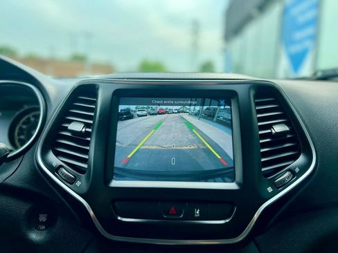 Used 2022 Jeep Cherokee Latitude Lux image 29