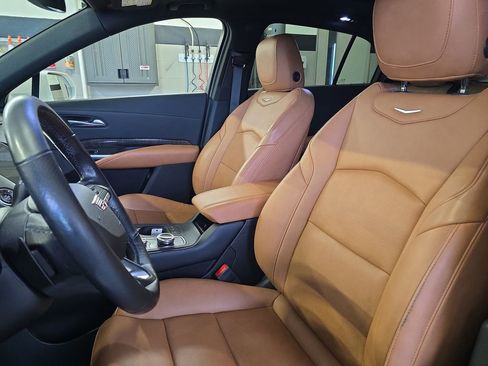 Used 2020 Cadillac XT4 Sport image 19