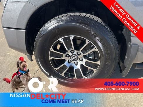 Used 2023 Nissan Titan SV w/ Accessory Utility Package image 9