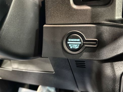 New 2025 Ford Bronco Big Bend image 24