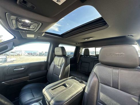 Used 2019 Chevrolet Silverado 1500 High Country image 16