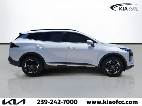 New 2026 Kia Sportage EX w/ EX Panorama Roof Package FWD image 3