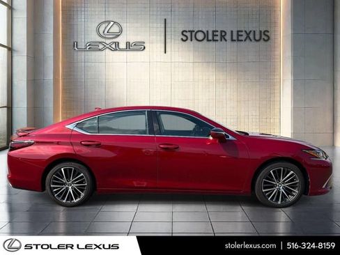 Used 2023 Lexus ES 350 w/ Premium Package FWD image 4