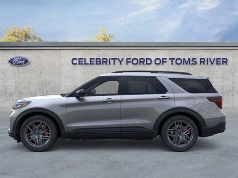 New 2026 Ford Explorer ST-Line w/ ST-Line Street Pack image 3