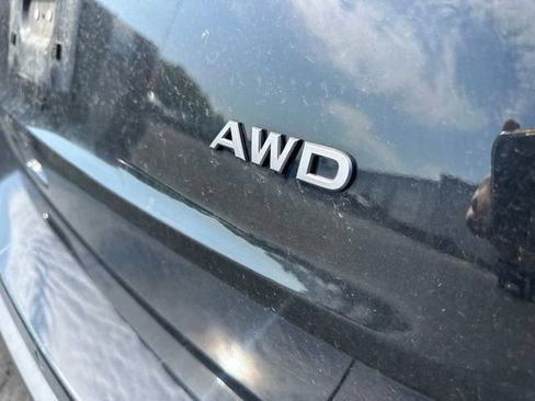 Used 2025 Nissan Rogue SV AWD/4WD image 11