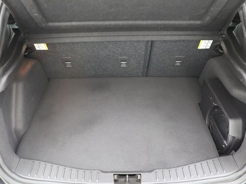 Used 2018 Ford Focus ST w/ Equipment Group 402A FWD image 35