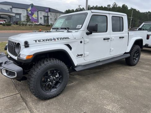 New 2026 Jeep Gladiator Sport image 3