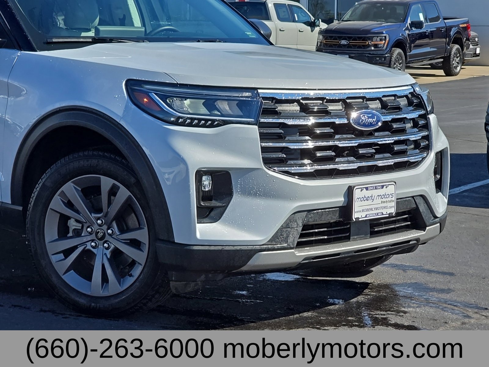 Used 2025 Ford Explorer Active w/ Active Comfort Package AWD/4WD image 67