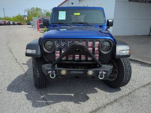 Certified 2019 Jeep Wrangler Unlimited Sport S AWD/4WD image 4