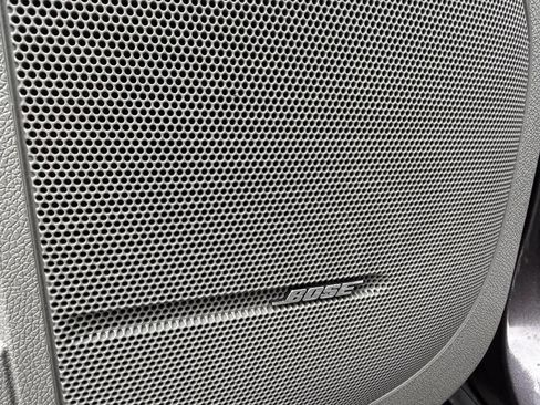 Used 2015 Chevrolet Traverse LT image 37