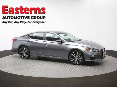 Used 2022 Nissan Altima 2.5 SR FWD image 47