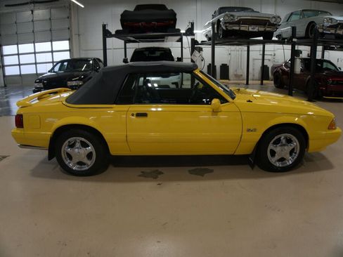 Used 1993 Ford Mustang LX image 6
