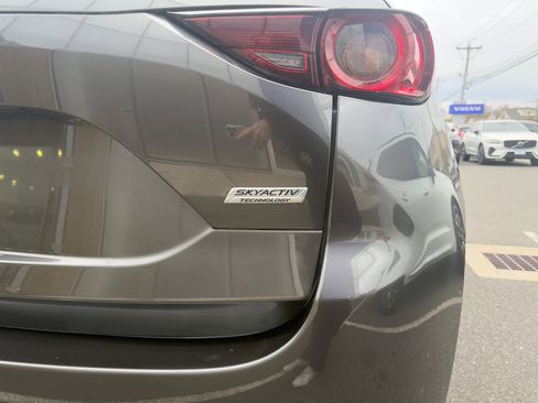 Used 2018 MAZDA CX-5 Touring w/ Preferred Equipment Package image 10