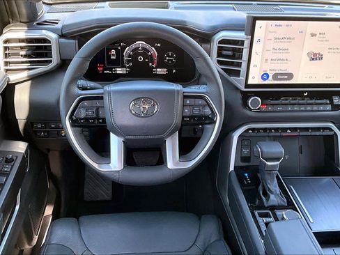 Used 2025 Toyota Tundra Platinum image 6