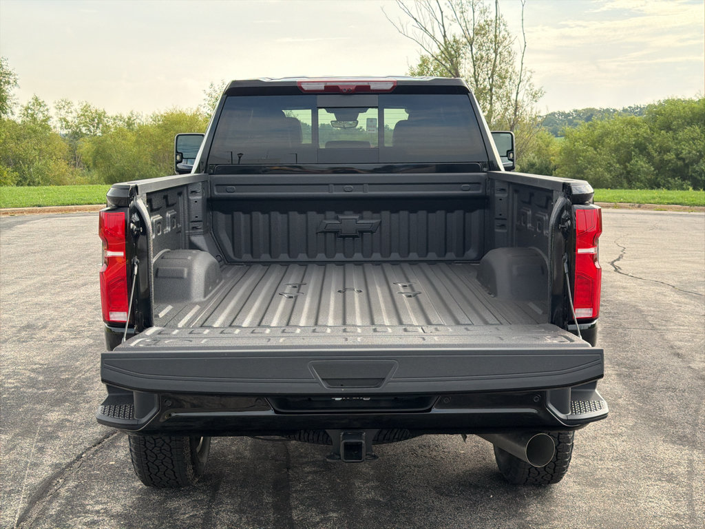 New 2026 Chevrolet Silverado 2500 High Country w/ High Country Premium Package AWD/4WD image 41