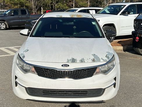Used 2016 Kia Optima LX image 3