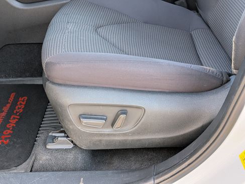 Certified 2023 Toyota Highlander LE image 14