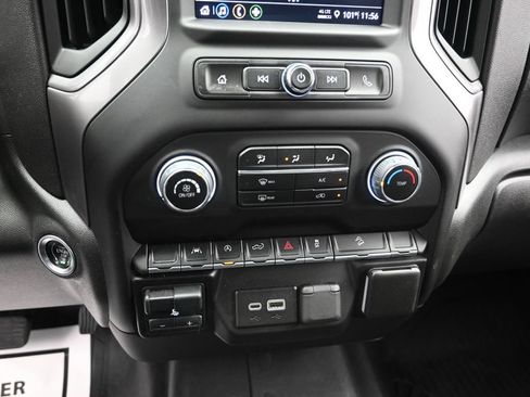 Used 2024 Chevrolet Silverado 1500 Custom Trail Boss AWD/4WD image 15