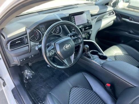 Used 2024 Toyota Camry SE FWD image 13