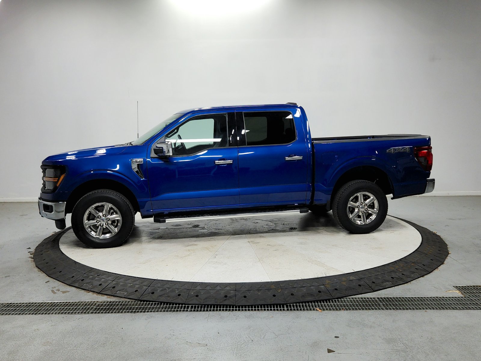Used 2024 Ford F150 XLT w/ Equipment Group 302A MID AWD/4WD image 5