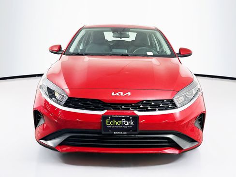 Used 2024 Kia Forte LXS image 2