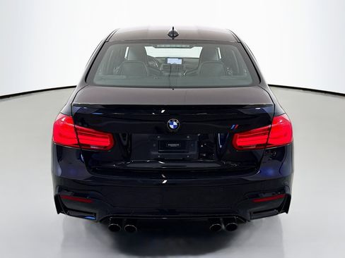 Used 2018 BMW M3 RWD image 6