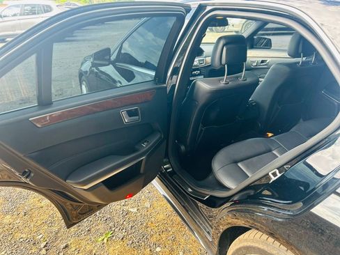 Used 2014 Mercedes-Benz E 350 Sedan image 29