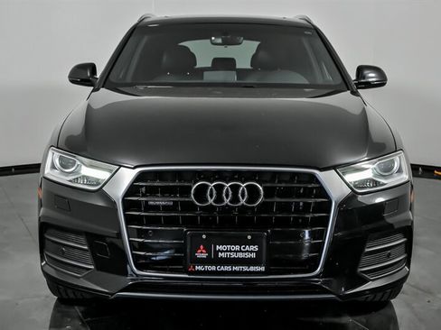 Used 2017 Audi Q3 2.0T Premium w/ Convenience Package AWD/4WD image 4