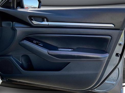 Certified 2024 Nissan Altima 2.5 SR image 26