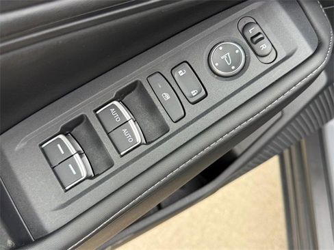 Used 2023 Honda Accord Sport image 14