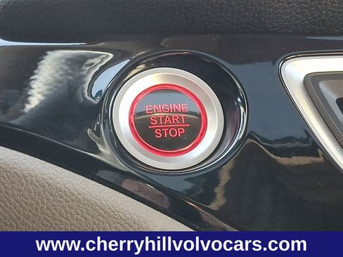 Used 2020 Honda Pilot Touring image 26