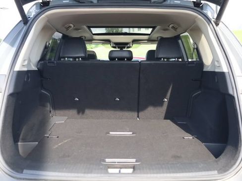 Used 2021 Nissan Rogue SL FWD image 25