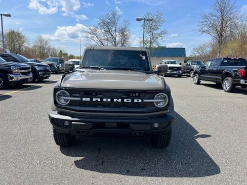 New 2026 Ford Bronco Outer Banks AWD/4WD image 9