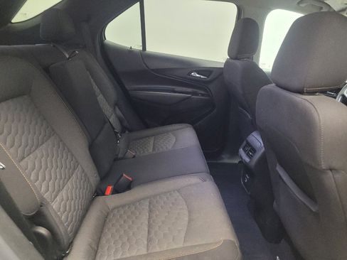 Used 2021 Chevrolet Equinox LT image 19