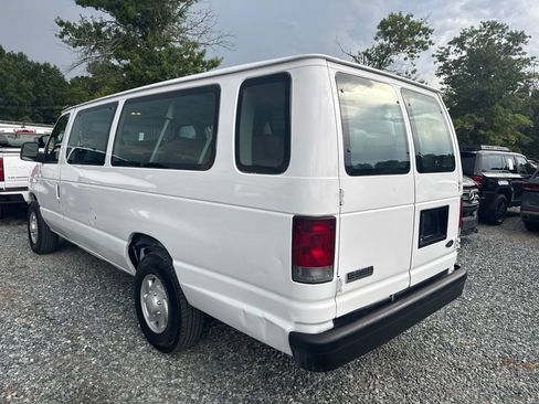 Used 2008 Ford E-350 and Econoline 350 XLT RWD image 4