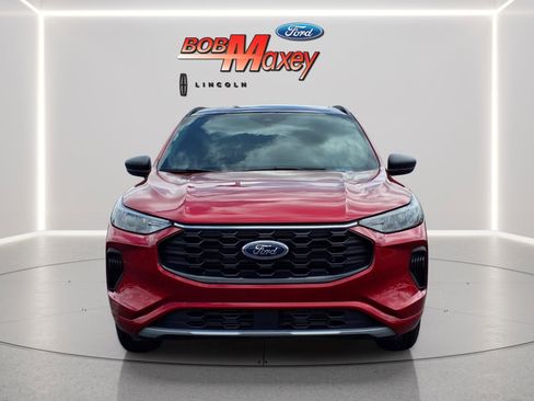 Used 2024 Ford Escape ST-Line w/ Tech Pack #1 AWD/4WD image 2