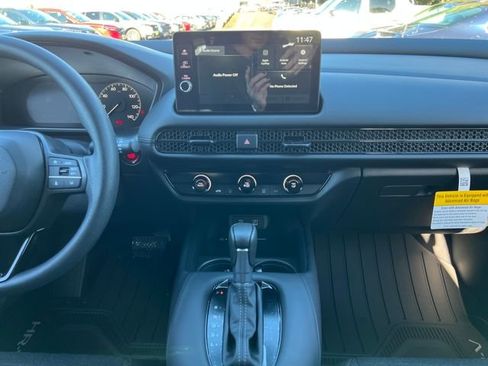 New 2026 Honda HR-V LX image 19