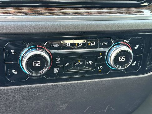 Used 2024 GMC Sierra 1500 SLE image 22