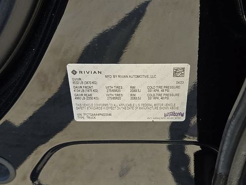 Used 2023 Rivian R1T Adventure AWD/4WD image 28