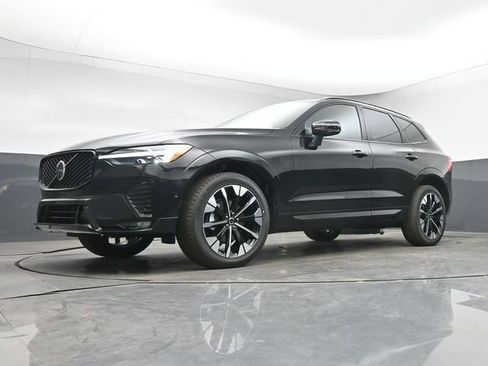 New 2026 Volvo XC60 B5 Plus w/ Protection Package Premier AWD/4WD image 41
