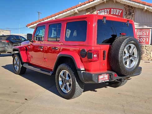 Used 2020 Jeep Wrangler Unlimited Sahara image 2