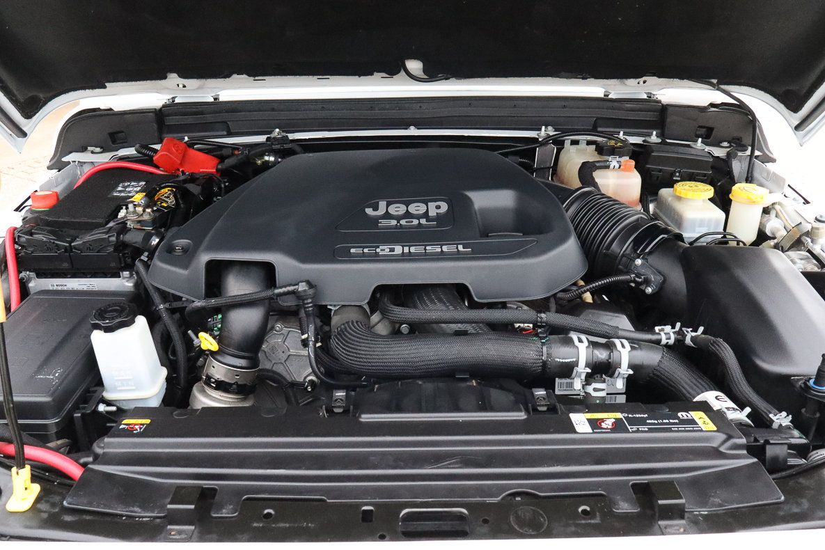 Used 2021 Jeep Wrangler Unlimited Sahara AWD/4WD image 23