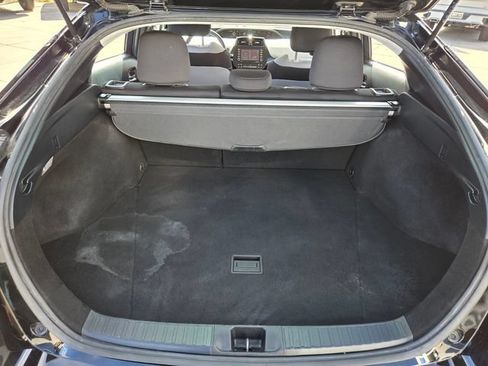 Used 2021 Toyota Prius LE FWD image 13
